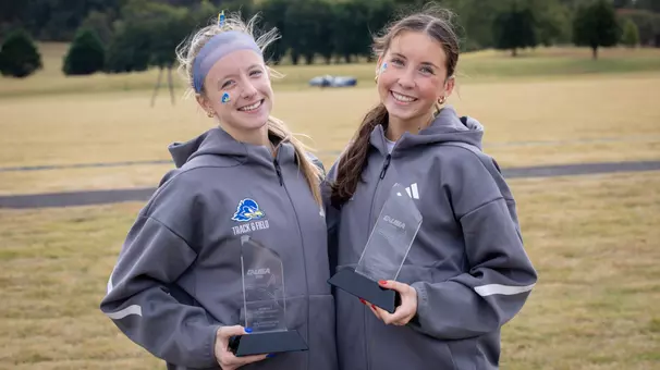 Julia Flanagan, Leah Clear