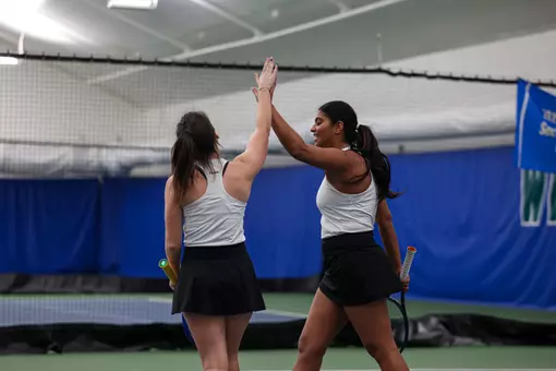 Amelia Gorman, Navya Vadlamudi