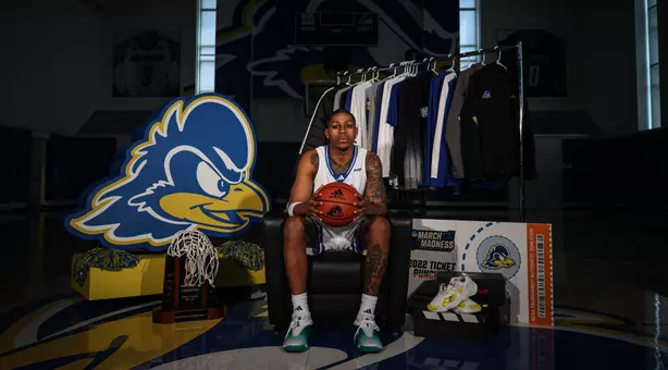 DeShawn Harris-Smith Signing Release