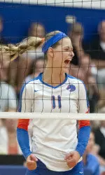 Kinghorn had 6 kills and 3 blocks.