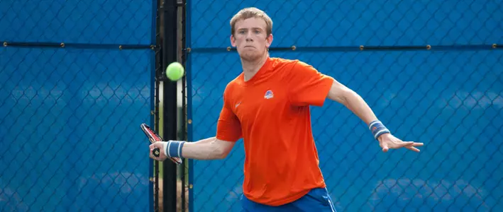 Andy Bettles ranked 54th nationally in singles.