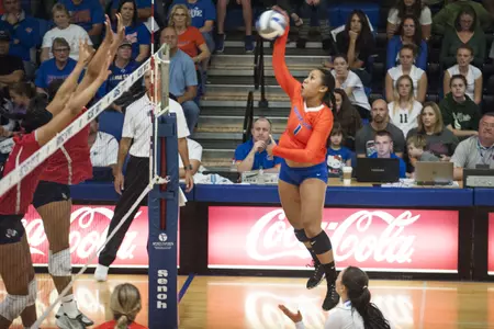 Sabryn Roberts hit a career-high 60 percent in win.