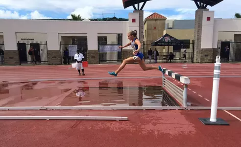 Marisa Howard 2015 MW Steeplechase Champio