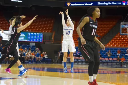 Yaiza Rodriguez Ortego hit a career-high five 3-pointers in win.