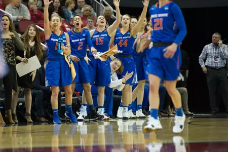 Team, Boise State Women's Basketball NCAA
vs Louisville, Allison Corona photo