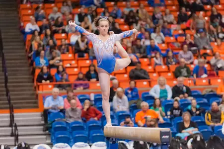 Courtney McGregor W. Gymnastics 2018