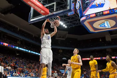 Men's Basketball vs Wyoming, Photo by Emma Thompson