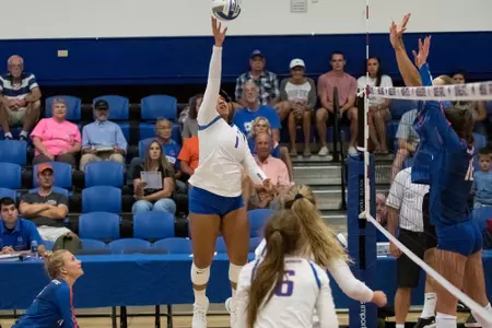 Boise State Volleyball 2018 Scrimmage, Brooke Sutton Photo