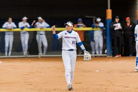 Softball VS San Jose, Aaron Bacus Photo