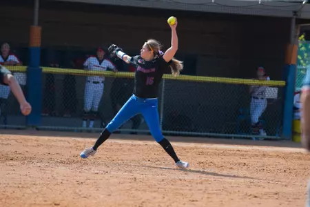 Softball vs Fresno State, Spring, Jessica Vargas Photo