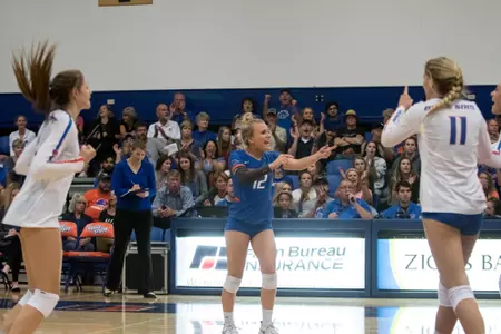 Boise State Volleyball vs. University of Washington, Brooke Sutton Photo
