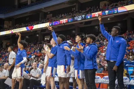 Bench vs UNCW 2019