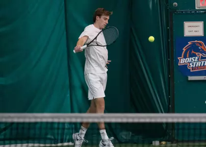 Jack Heslin vs. Montana State, photo by Rogue Huitron