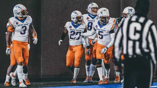 Avery Williams 2020 Sporting News All-America