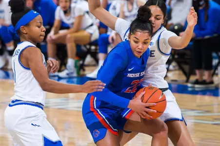 Raigan Reed 2021 Action at Air Force Game 1