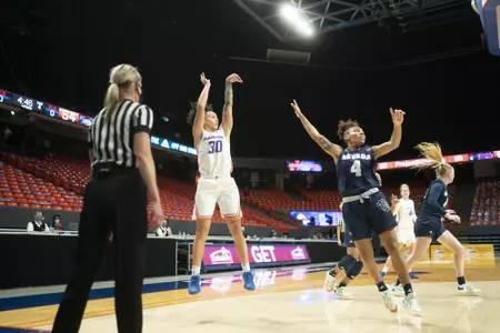 Jade Lovile 2020-21 Action vs Nevada