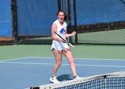 Shauna Heffernan returns the ball.
