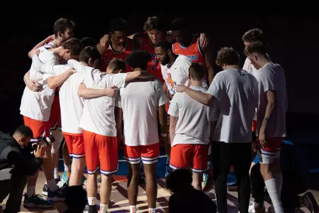 Huddle Photo 2021-22