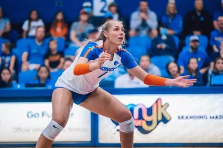 Volleyball vs San Diego State, Parents weekend, Photos by Dawson Gutierrez