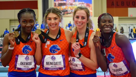 Women's 4x400 - Post MW Indoor