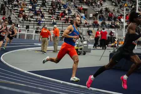 Anass Mghari running the 600-meter.