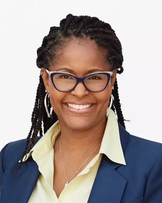 Lesley Slaton Brown NBA headshot