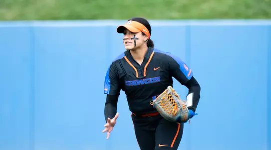 Alycia Flores in the outfield at DLP 2023.