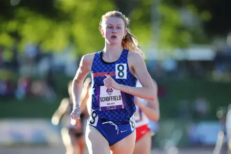 Kristie Schoffield racing during the 2022 Mountain West Outdoor Championships.