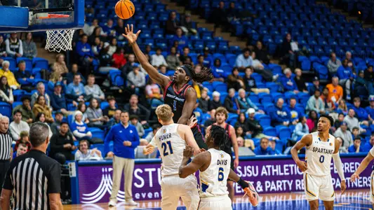 O'Mar Stanley goes to the rim at San Jose State