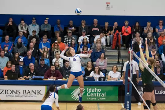 Volleyball vs Colorado, Fall, Jessica Vargas Photo