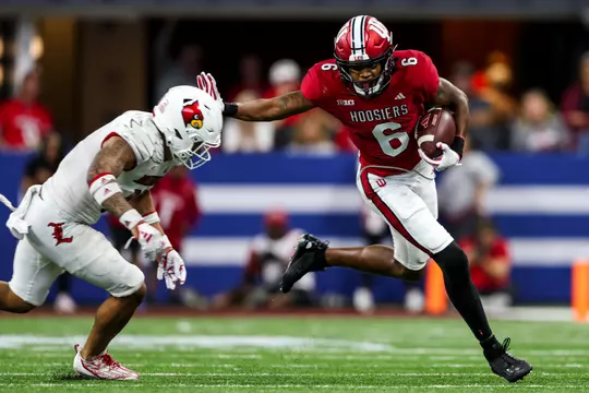 INDIANAPOLIS, IN - September 16, 2023 - wide receiver Cam Camper #6 of the Indiana Hoosiers during the game between the Louisville Cardinals and the Indiana Hoosiers at Lucas Oil Stadium in Indianapolis, IN. Photo By Andrew Mascharka/Indiana Athletics