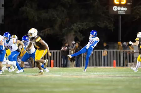 Boise State Football vs. Wyoming, John Kelly photo.