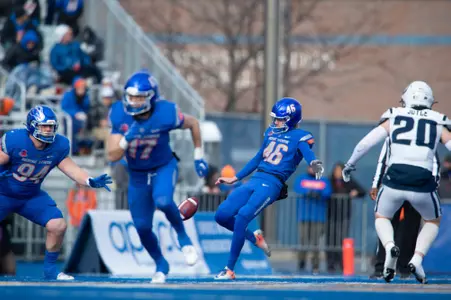 Boise State Football vs Utah State, John Kelly photo.