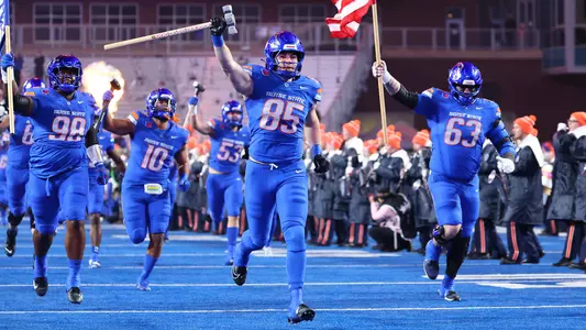 2024 Boise State football team runout