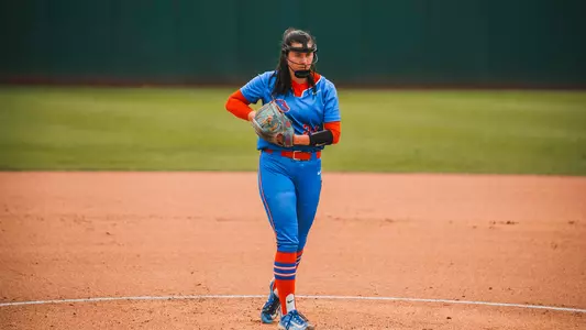 Taylor Caudill prepares to throw a pitch.