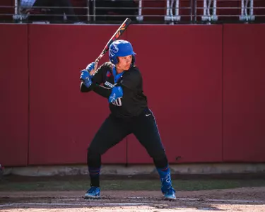 Sydney Groves batting at Utah