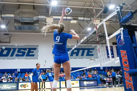 Kiersten Van Kirk, Boise State opposite hitter, in a 2023 match against South Dakota State.