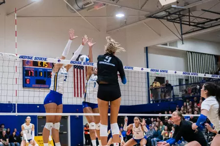 Kiersten Van Kirk, Boise State opposite hitter, in a 2023 match vs. San Jose State.