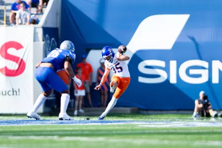 Jonah Dalmas in a 2023 game at Memphis