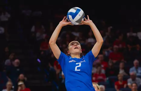 Kiki Remensperger sets the ball during the Arizona match on August 30, 2024.