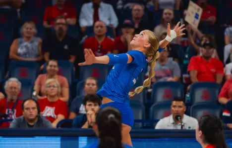 Lilli Etter goes high to attack the ball during the Arizona match on August 30, 2024.