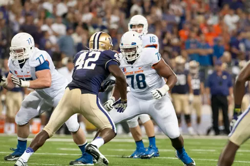 Charles Leno blocking