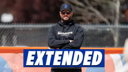 Graphic of Justin Shults announcing contract extension