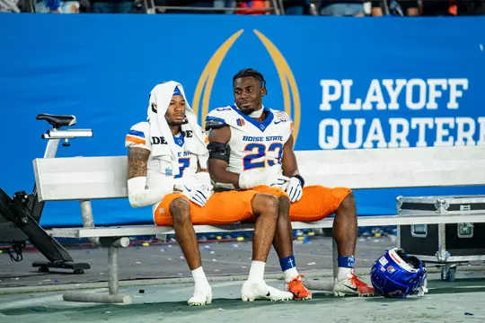 Boise State Football 2024 Fiesta Bowl vs Penn State at State Farm Stadium. A'Marion McCoy (7), Seyi Oladipo (23). Photo by Kenna Harbison