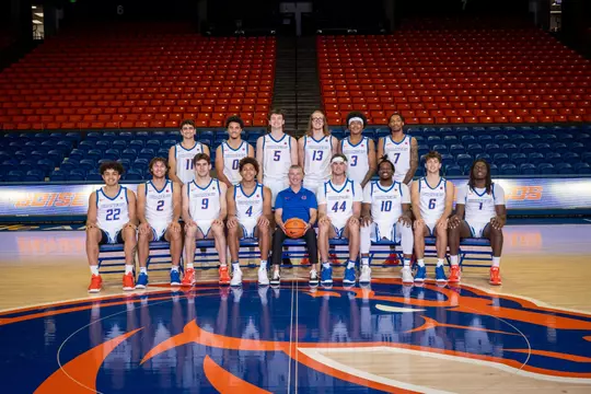 Athletics, MBB, Men’s Basketball team photo, ExtraMile Arena, photo by Priscilla Grover