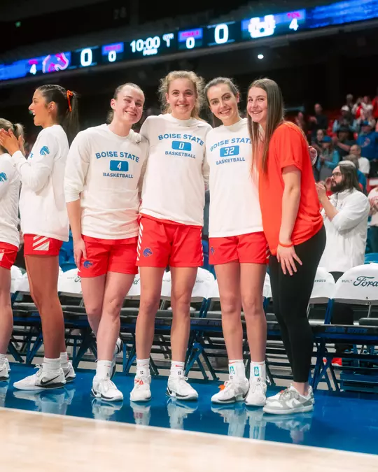 WBB Juniors; Dani Bayes, Tatum Thompson, Natalie Pasco, Mya Hansen