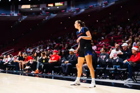 Izzie Harms waiting for a pass