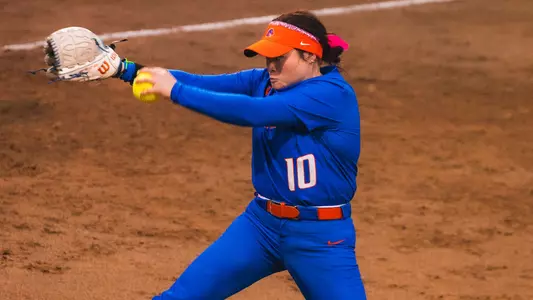 Abby Dowell throws a pitch in Puerto Vallarta.