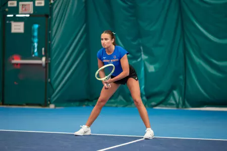 Ella Piron awaiting a serve