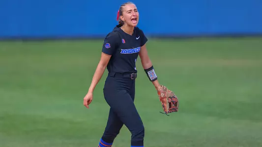 Hollie Farmer yelling.